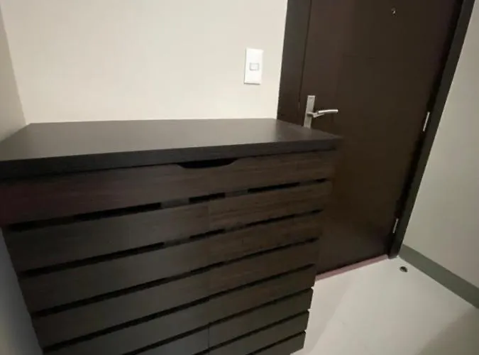1 Bedroom Uptown Bgc With Balcony Apartment Manila