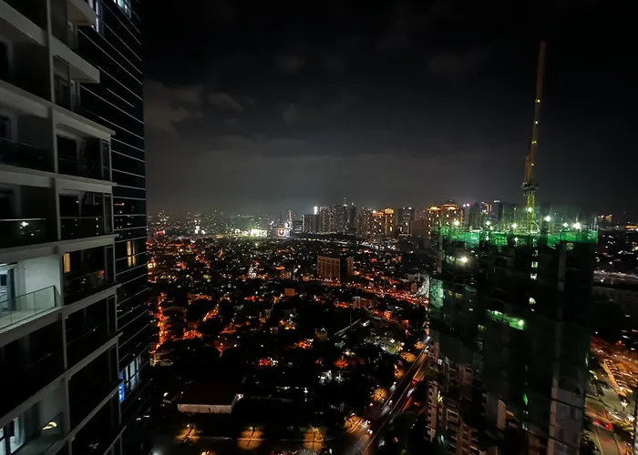 Apartment 1 Bedroom Uptown Bgc With Balcony Manila